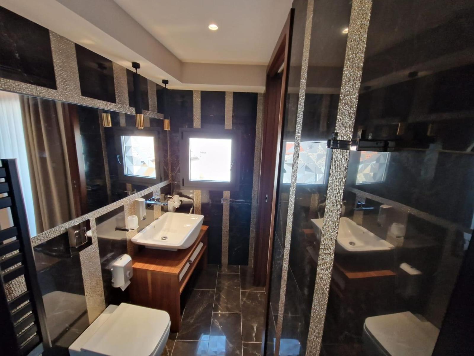 Beatus Suites And Rooms B&B Canicatti Luaran gambar